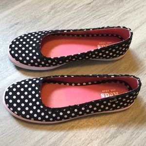 Keds 6.5 black and white polka dot slip on flats